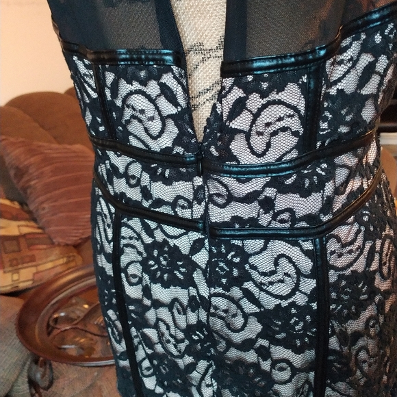 Dress size L (no name) - Picture 10 of 13